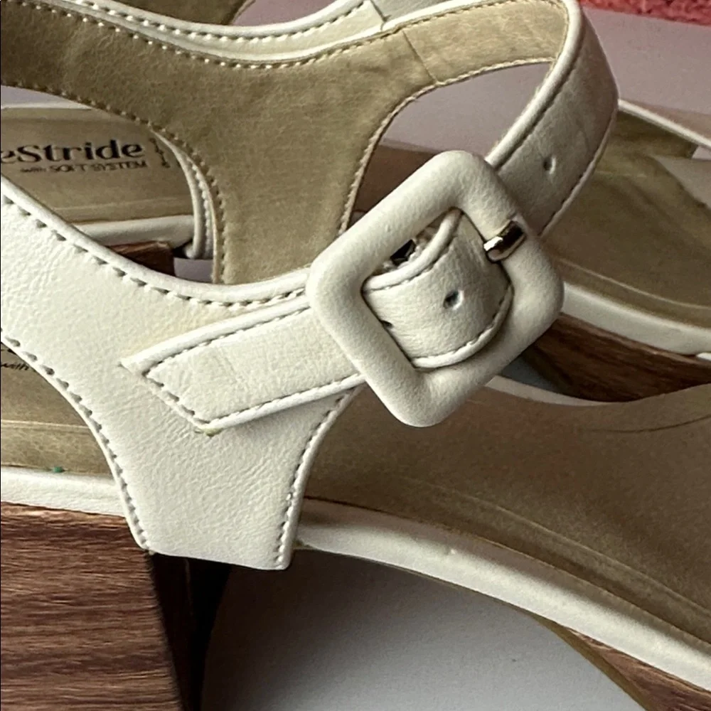 LifeStride Cream Platform Block Heel Sandals – Soft System Comfort size 7.5 M
